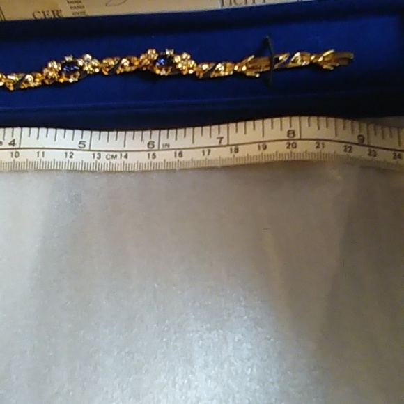 Jacqueline Kennedy's Bracelet - Picture 14 of 15